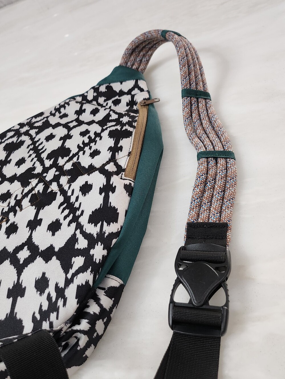 Kavu Rope Sling Bag - Picture 10 of 14